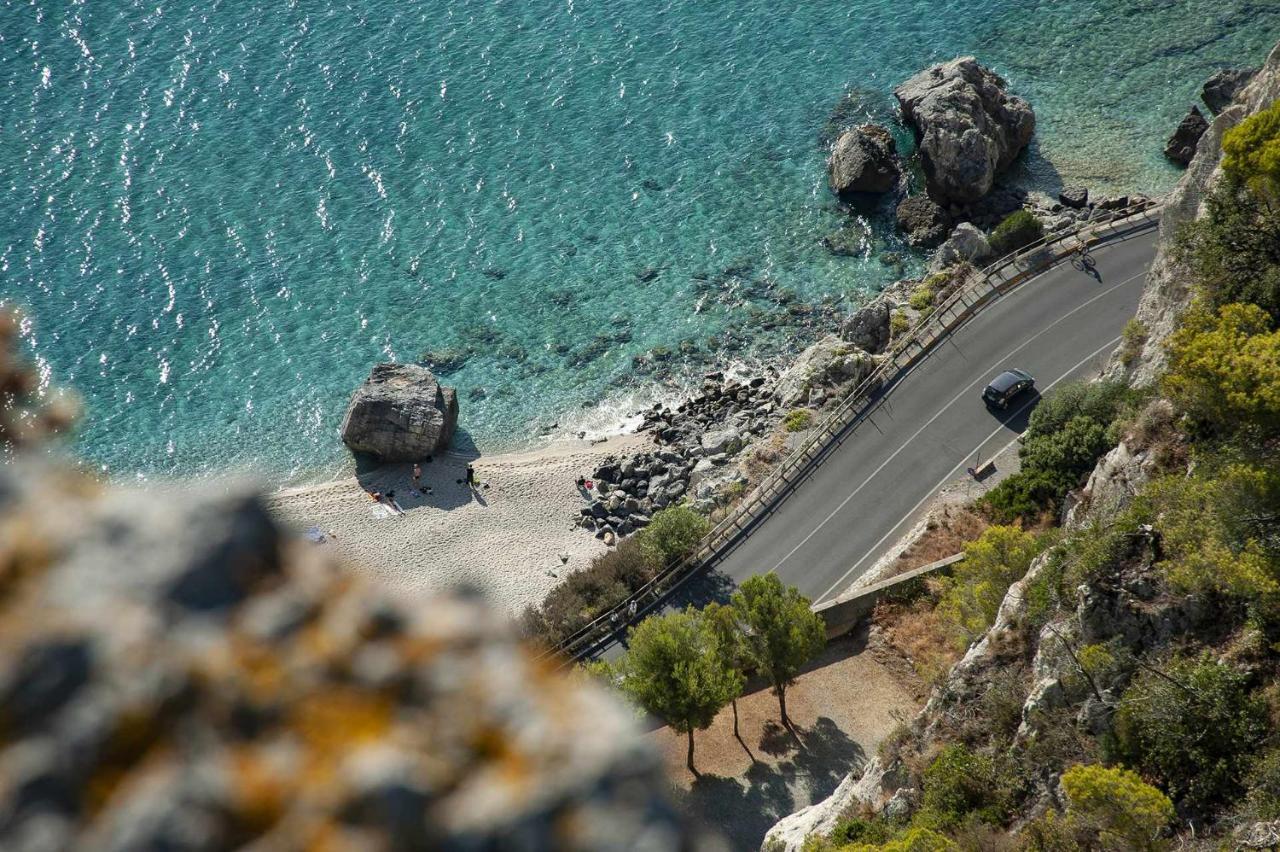 Le Torri Riviera Holiday 알벤가 외부 사진