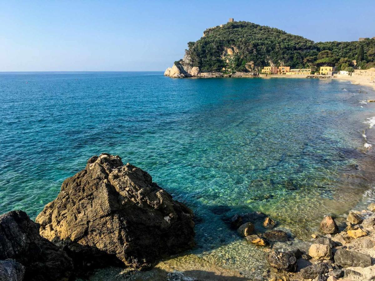 Le Torri Riviera Holiday 알벤가 외부 사진