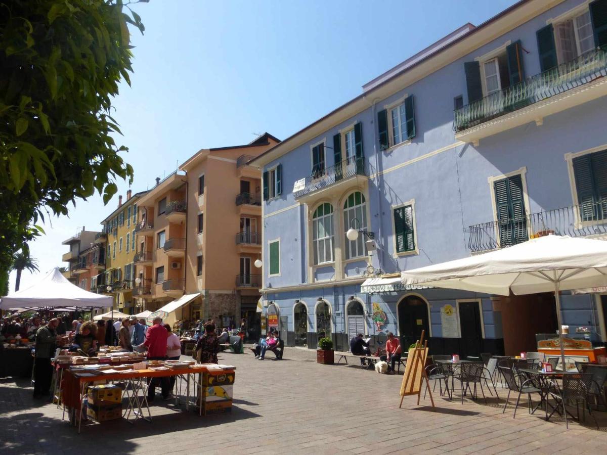 Le Torri Riviera Holiday 알벤가 외부 사진